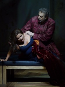 Anna Natrebko and Placido Domingo in Il Travatore