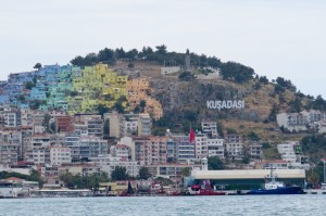 7855E6E2-7288-4EB9-93E0-3D3EA8C29E7C